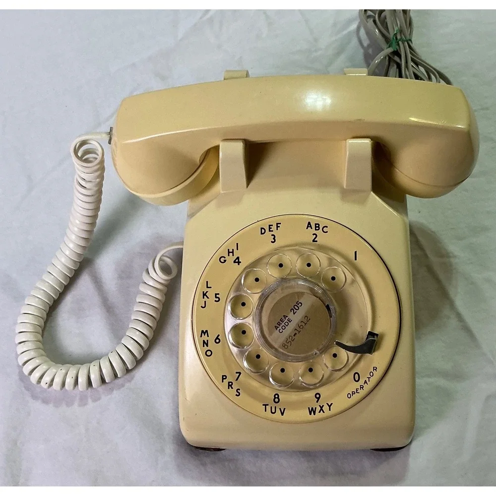 Vintage Bell System Western Electric Rotary Desk Telephone Beige Cream USA